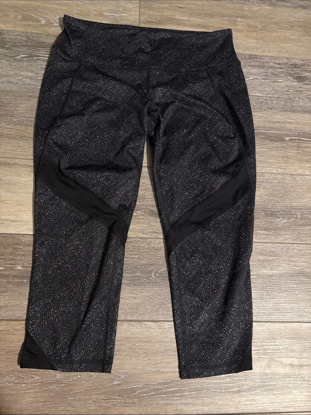 tek gear Drytek cropped black speckled leggings